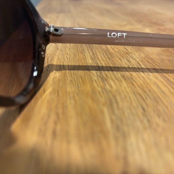 LOFT Brown and Cream Sunglasses - Picture 4 of 5